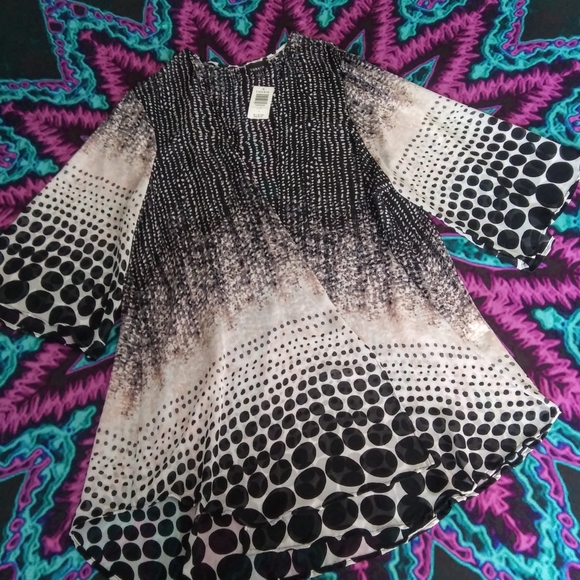 torrid Tops - Beautiful Flowy Black&White Kimono FromTorrid 😍😍